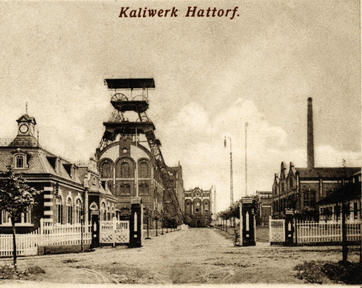 Kaliwerk Hattorf, Werkseingang (um 1920) | Quelle: Ansichtskarte, Bildarchiv WKM Heringen